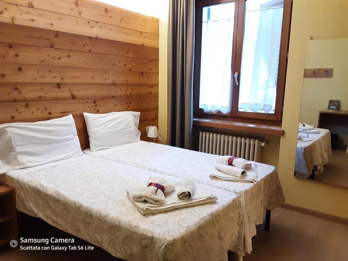 B&B Anna Rovere della Luna Екстериор снимка