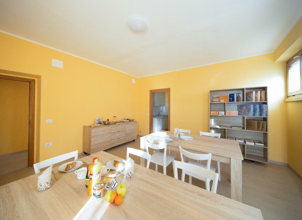 B&B Anna Rovere della Luna Екстериор снимка